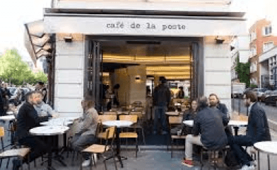 Le Café De La Poste