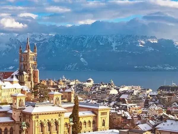Experience the MaKi IMD Media Conference with Alternative Taxi Lausanne