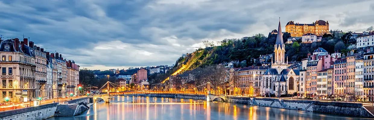 VTC Lyon Chamonix with Kiro Travel : Your Premium Route to the French Alps