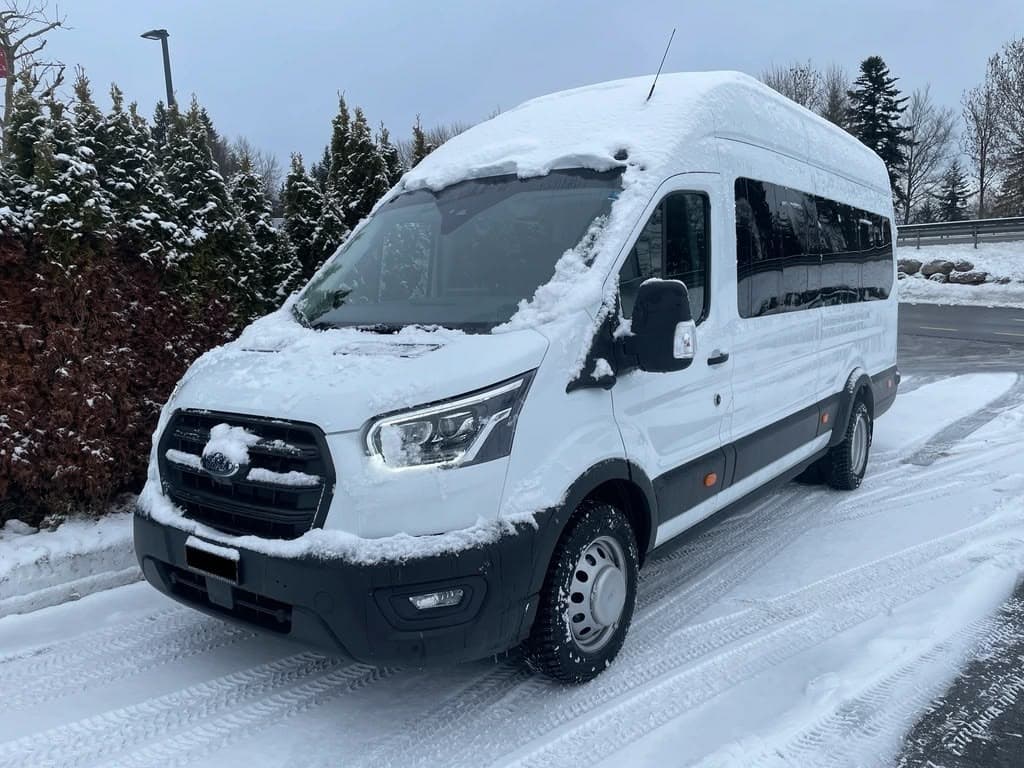 vtc minivan ski lyon